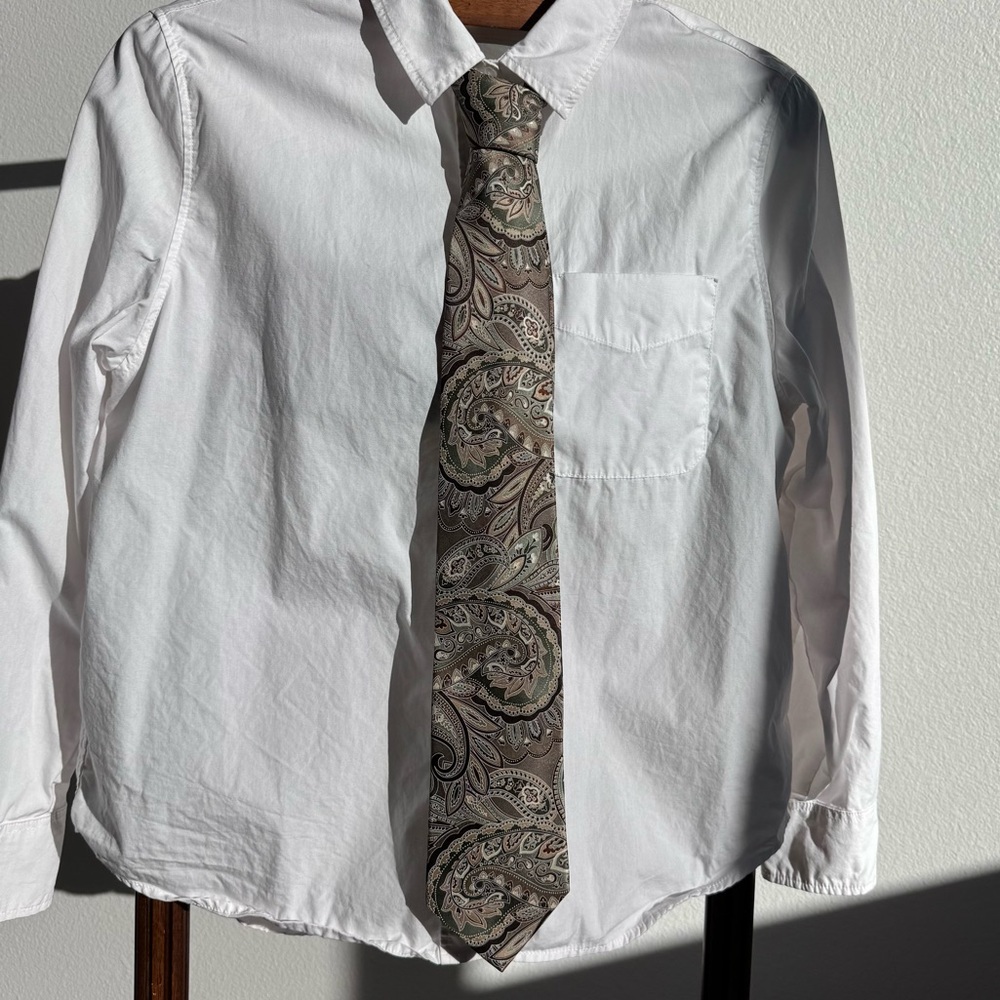 Perry Ellis Portfolio Paisley Tie – 100% Silk – Classic Brown/Green Pattern